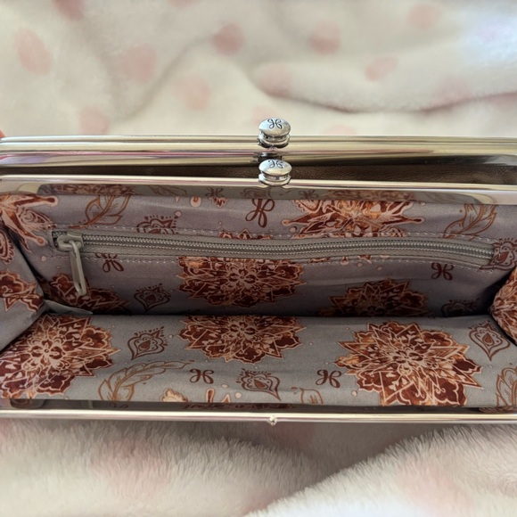 HOBO Taupe  Clutch with Metal Clasp - Picture 2 of 6